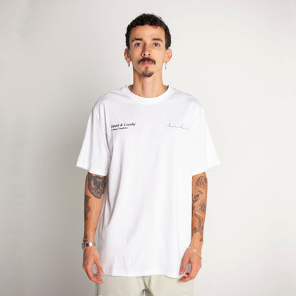 Camiseta Regular Fit Blanca Buds