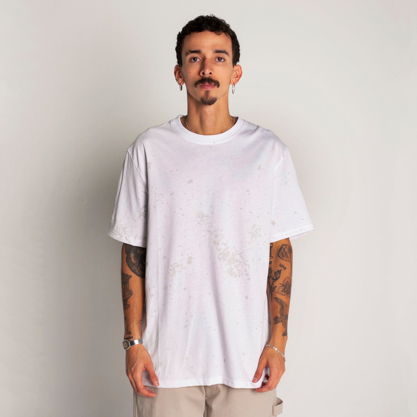 Camiseta Regular Fit Blanca Buds