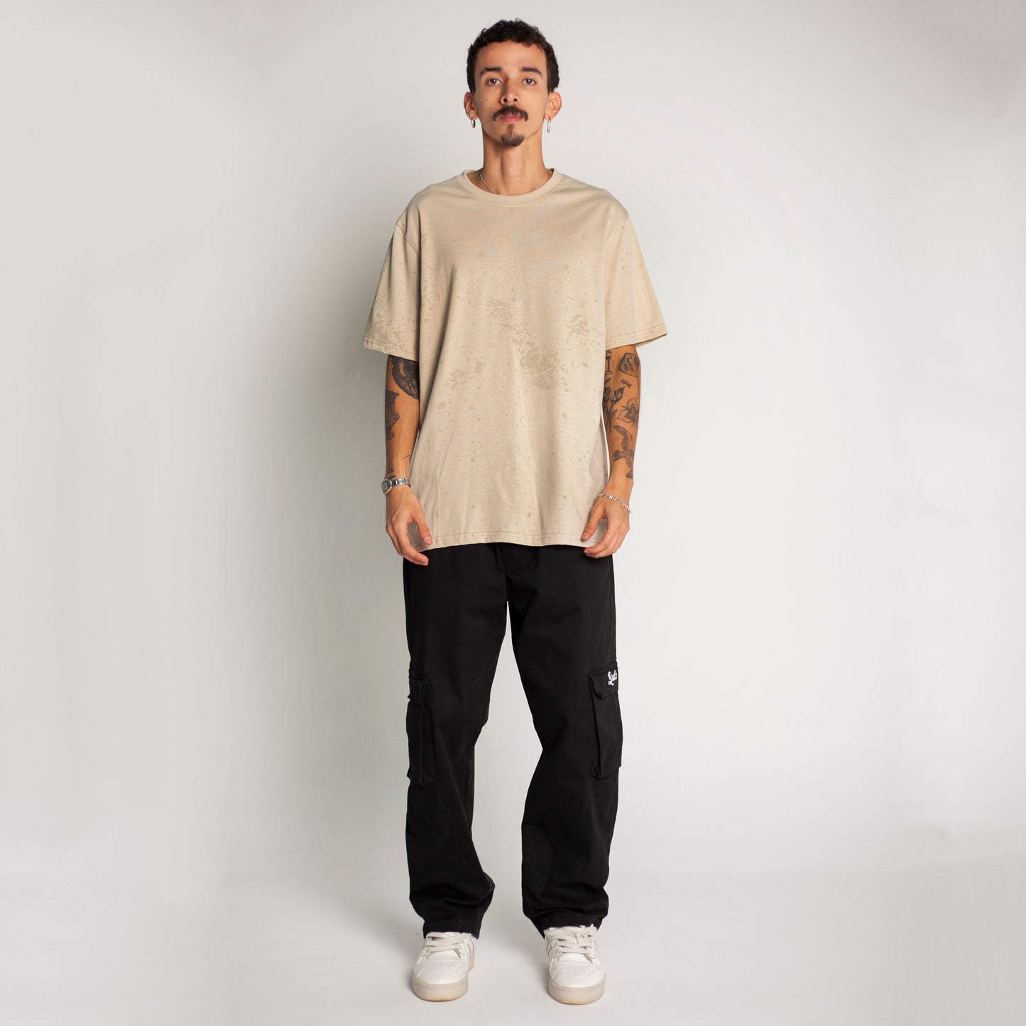 Camiseta Regular Fit Beige Buds