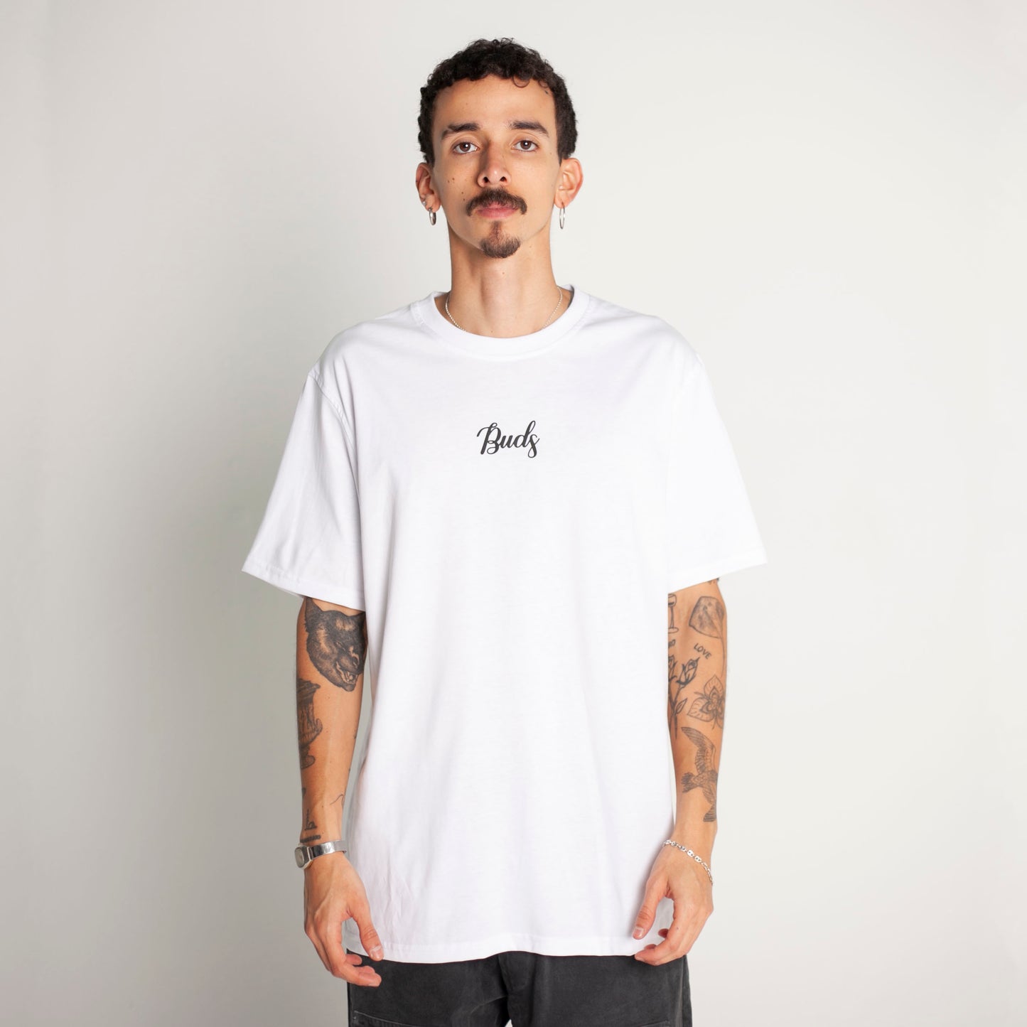 Camiseta Regular Fit Blanca Buds