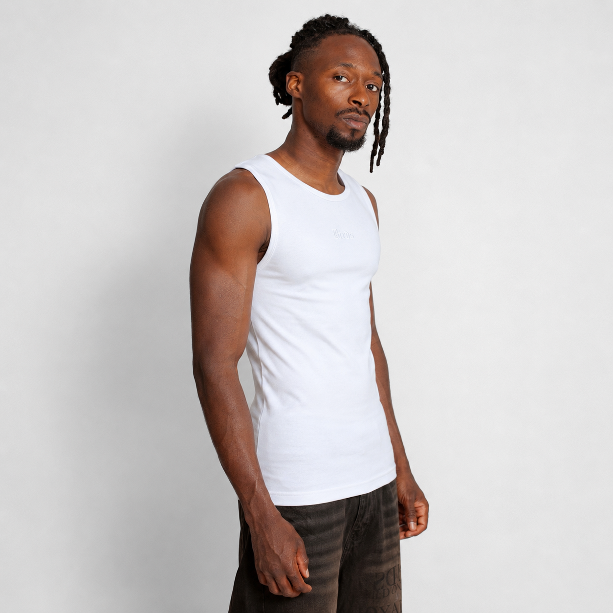Tank Top Slim Rib Hombre Blanca Buds