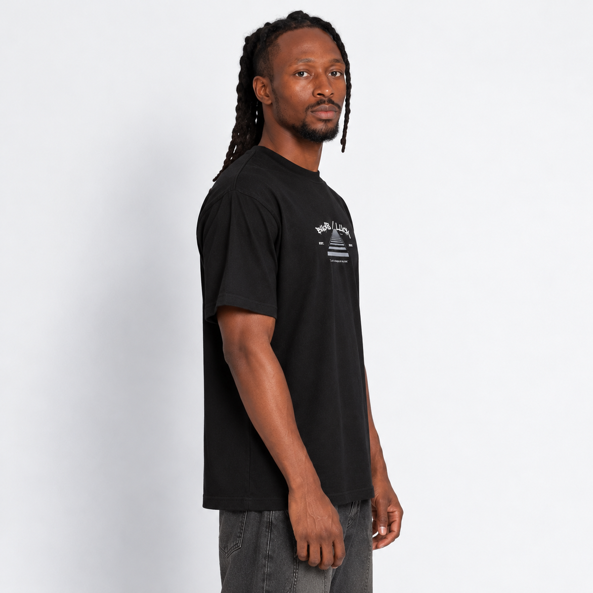 Camiseta Regular Fit Hombre Negra Buds