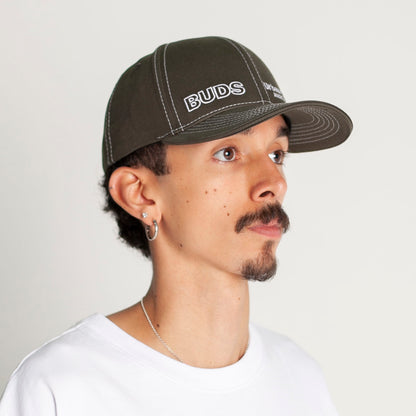 Gorra Verde Hilo Blanco Buds