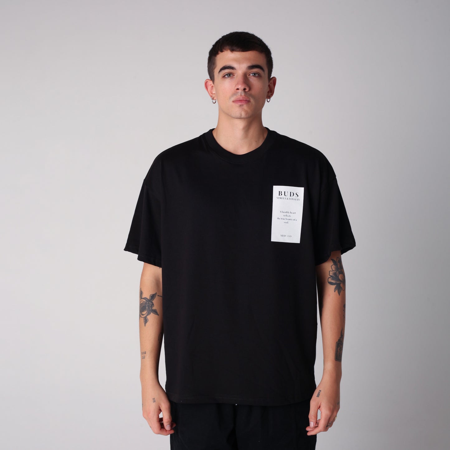 Camiseta Semi Oversize Hombre Negra Alto Gramaje 250G