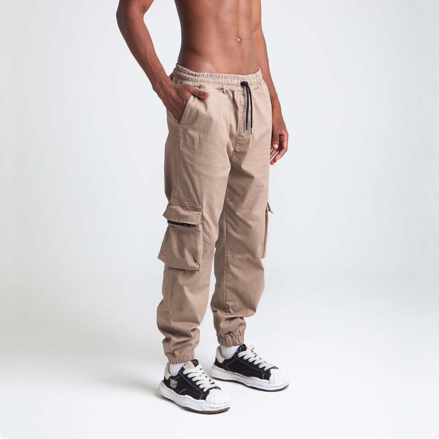 Pantalón Cargo Bota Resorte Almendra Buds