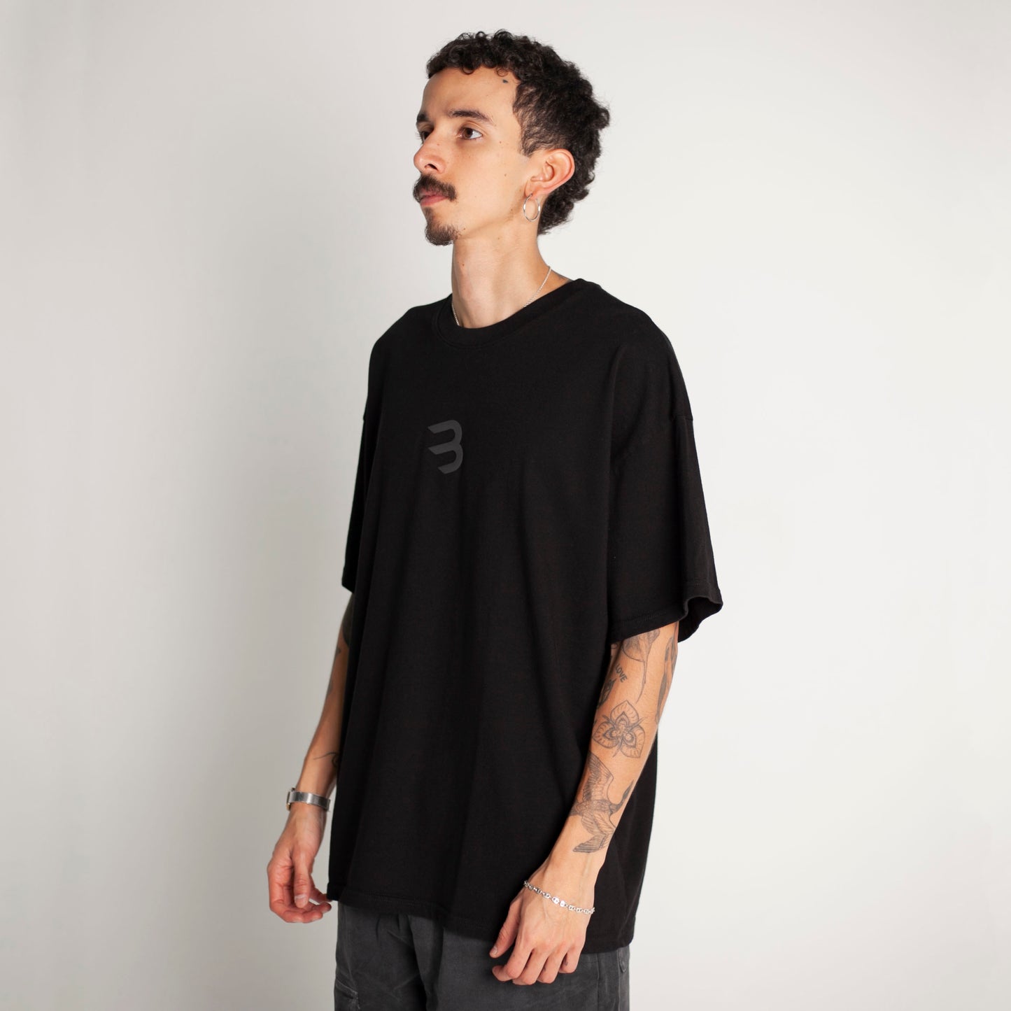 Camiseta Oversize Hombre Negra Alto Gramaje 250G