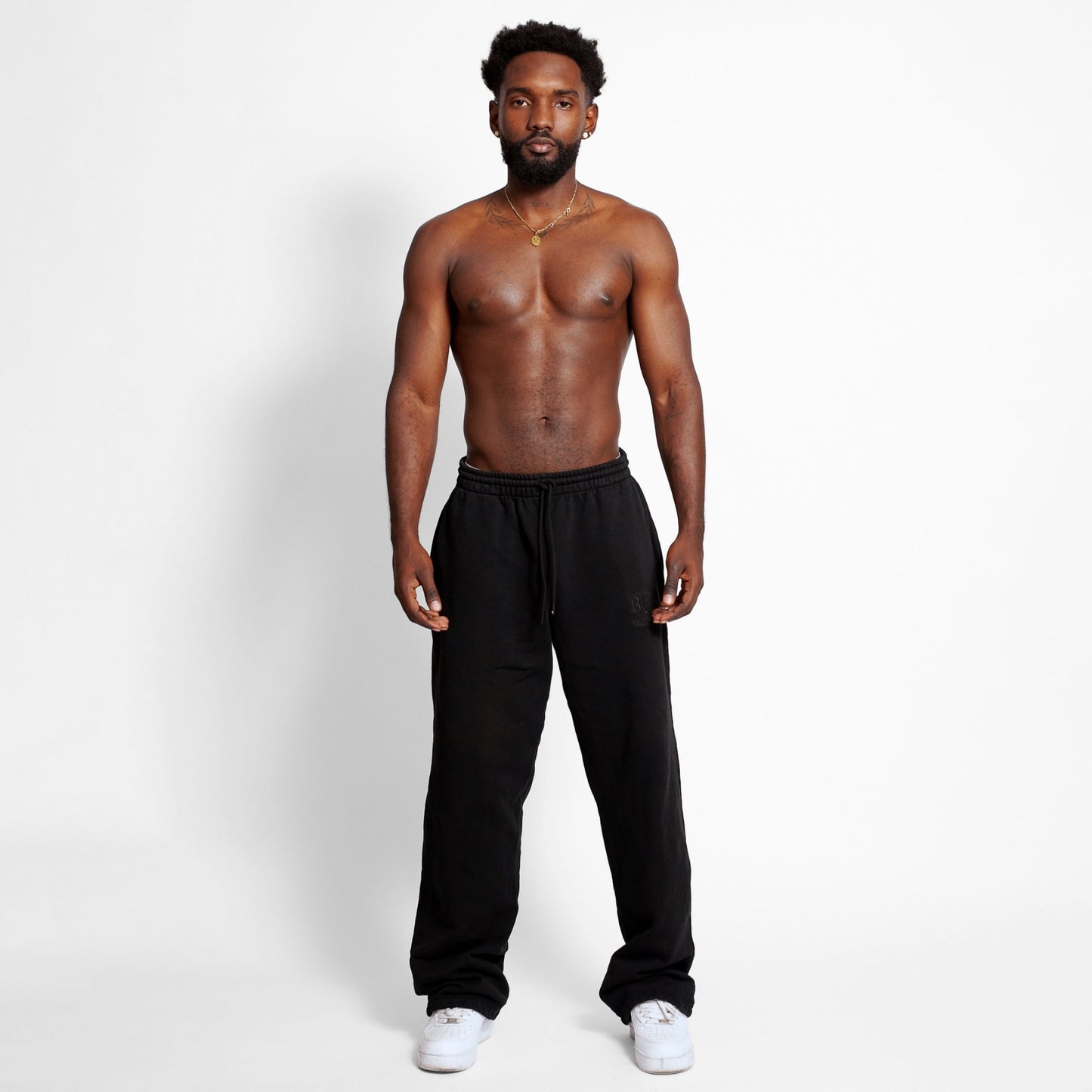 Sudadera Bota Recta Negra Tela Alto Gramaje 400G