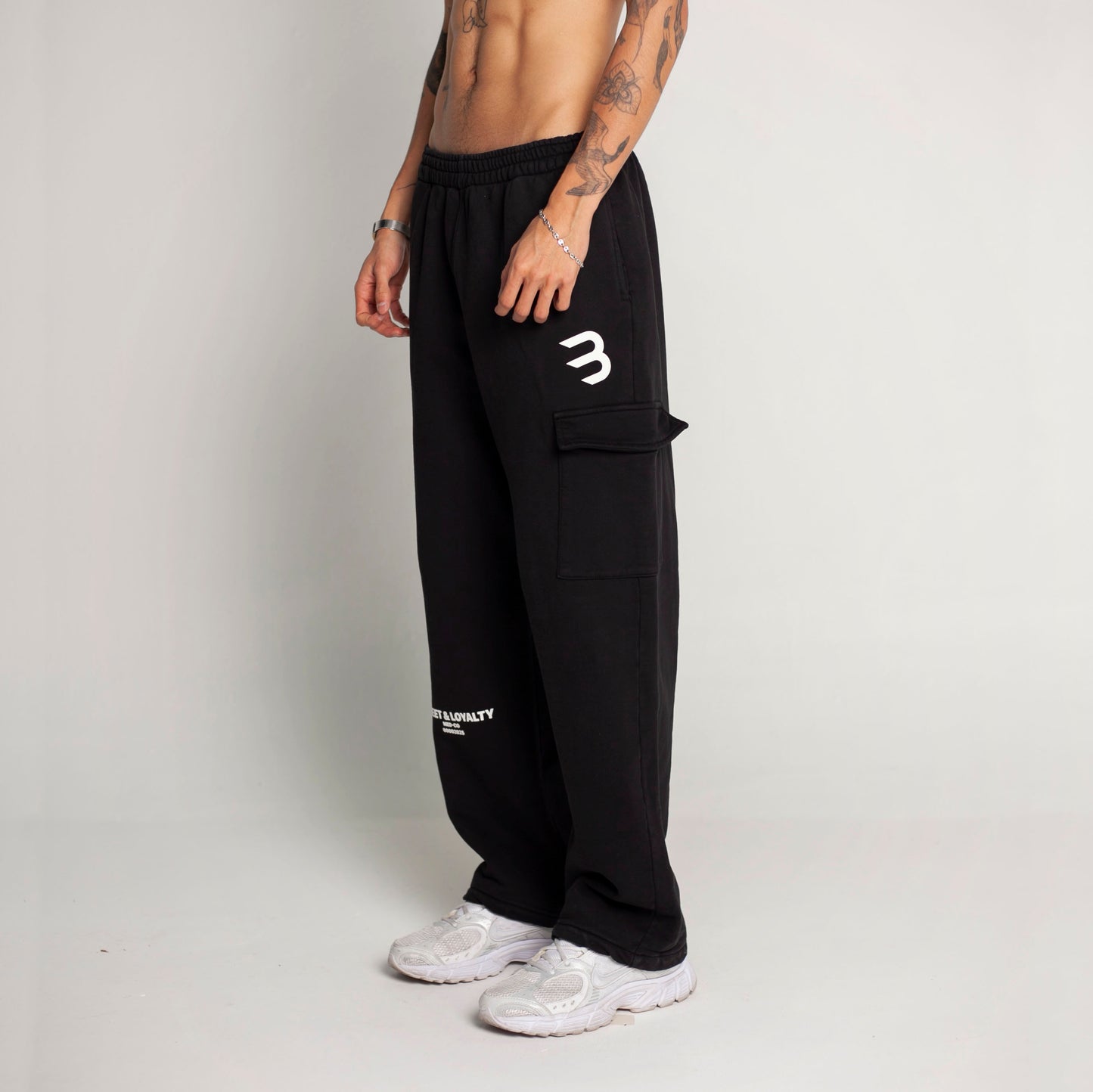 Sudadera Bota Recta Negra Tela Alto Gramaje 400G