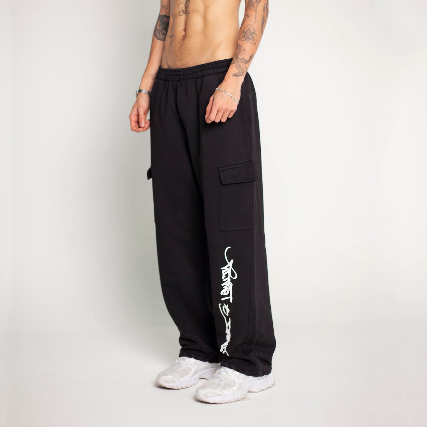 Sudadera Bota Recta Negra Tela Alto Gramaje 400G