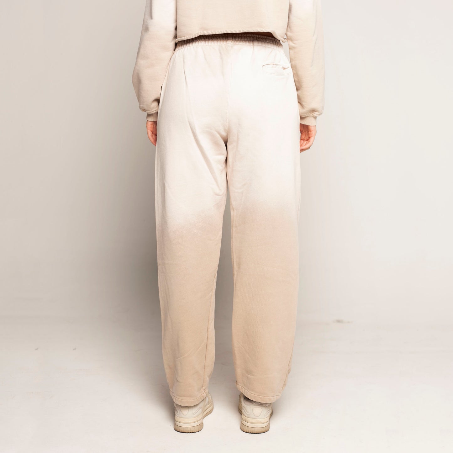 Sudadera Bota Recta Beige Degradé Tela Alto Gramaje 400G