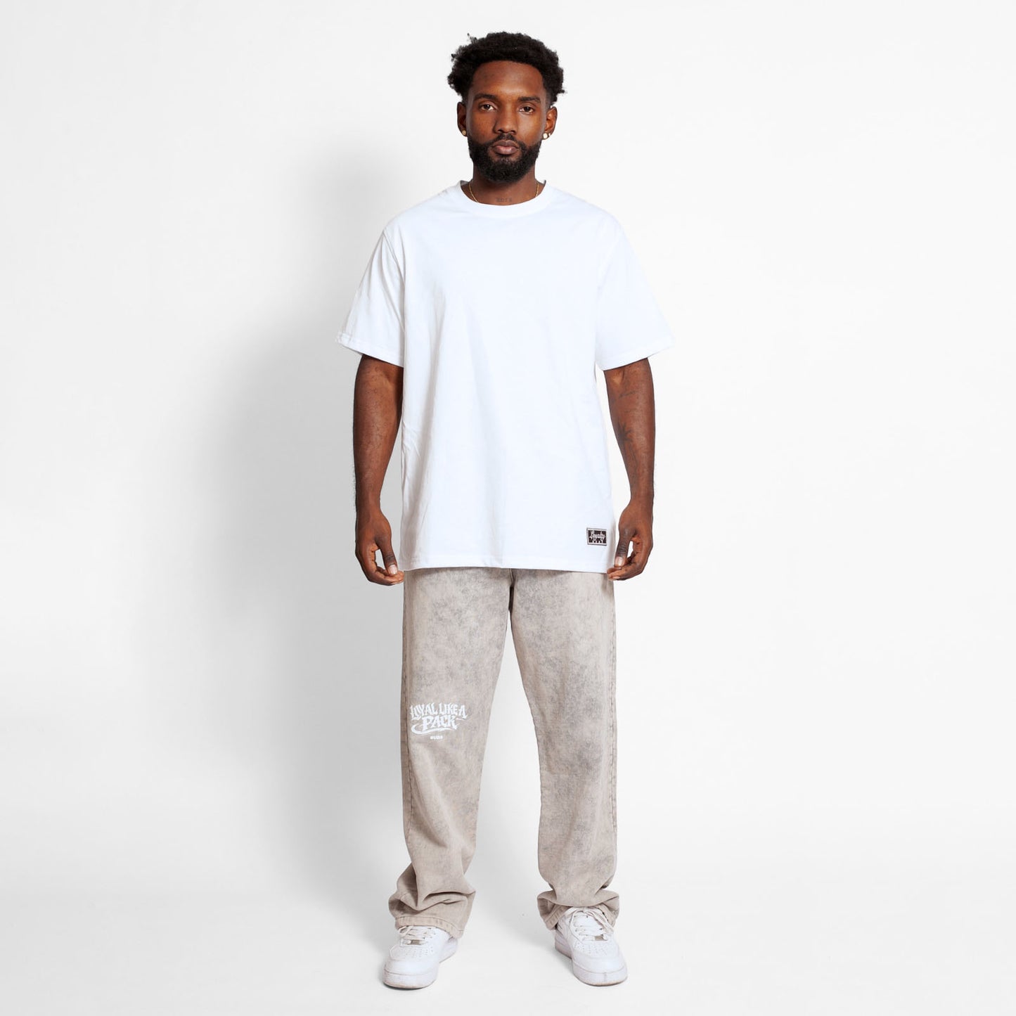Camiseta Regular Hombre Blanca Sello Buds