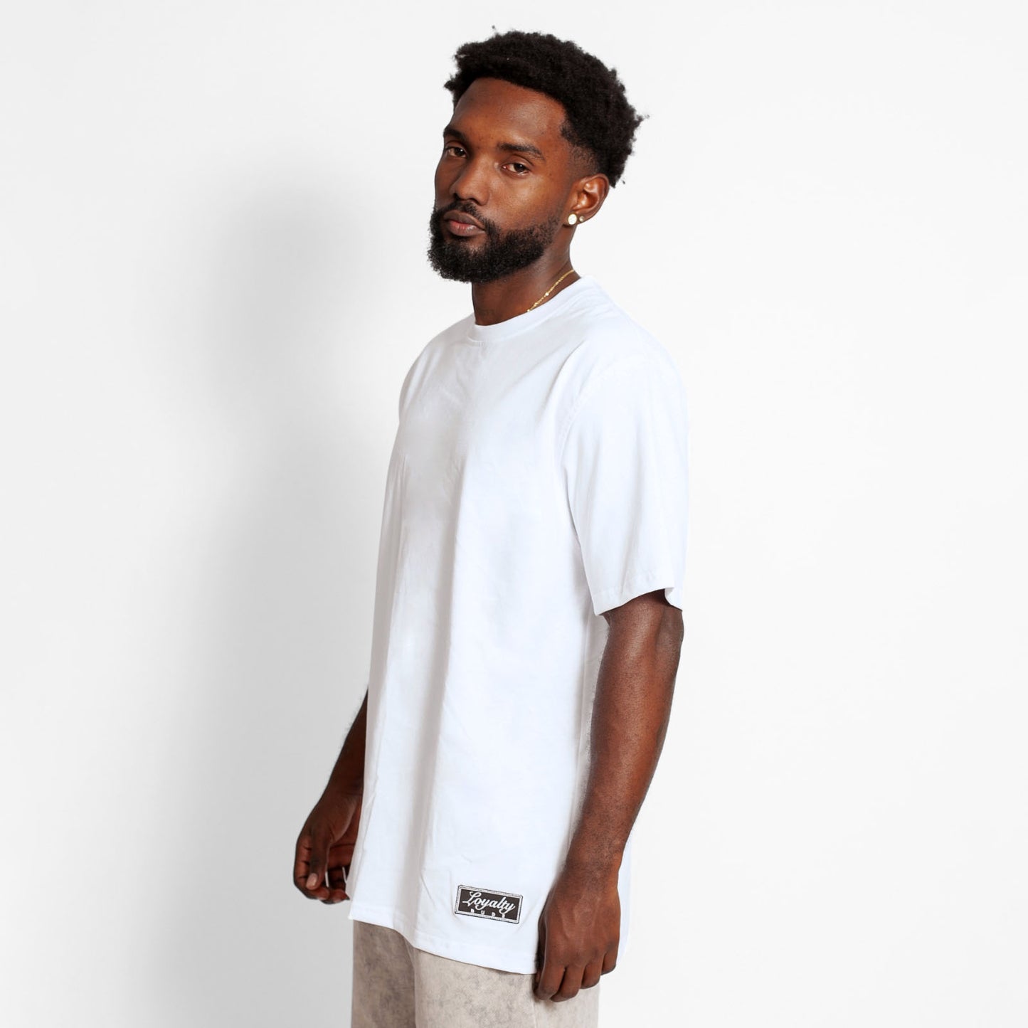 Camiseta Regular Hombre Blanca Sello Buds