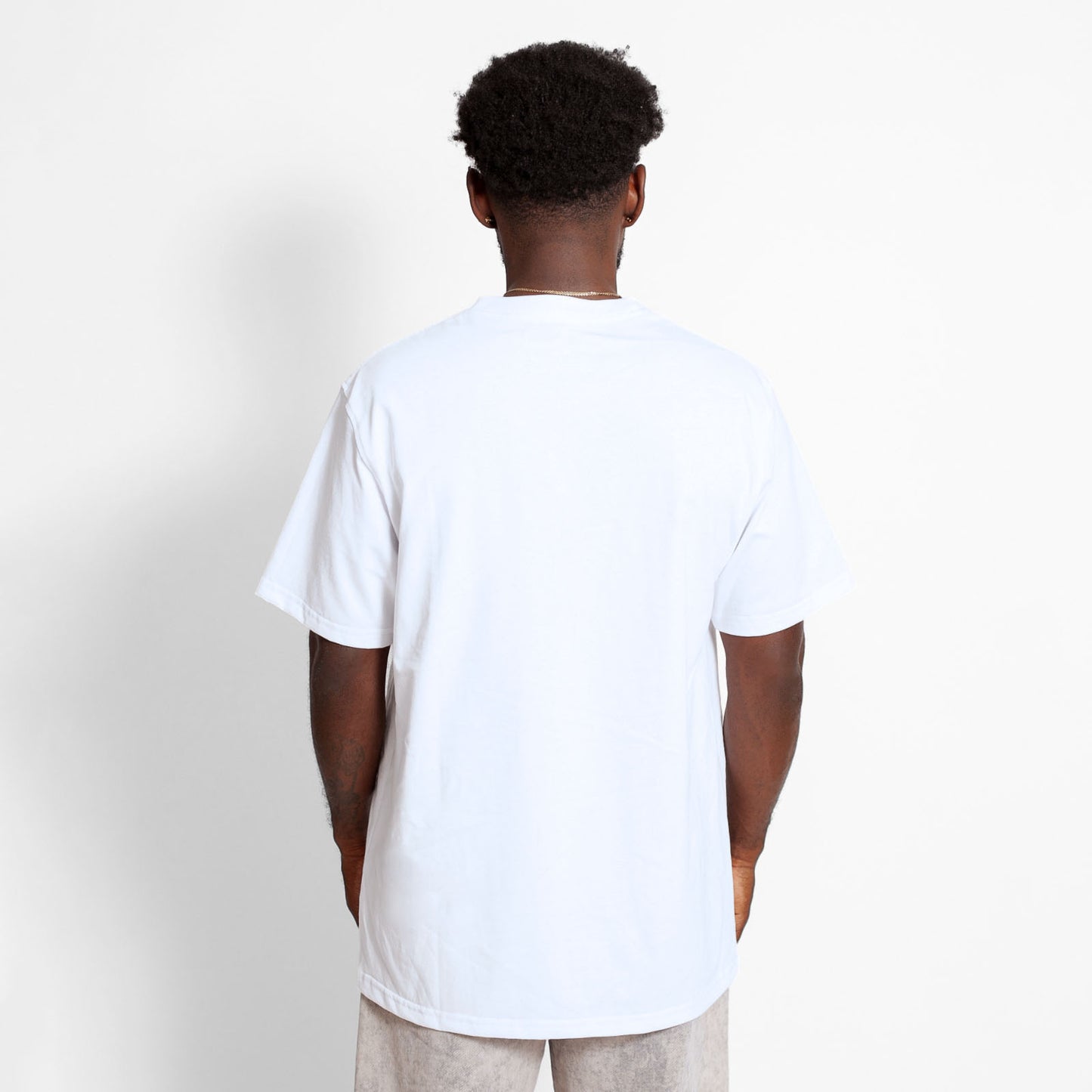 Camiseta Regular Hombre Blanca Sello Buds